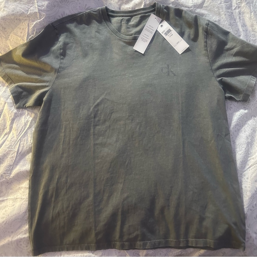 Men’s Calvin Klein Shirt